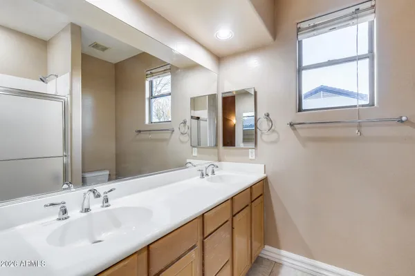 $1,149,900 | 2742 East Villa Park Court, Gilbert, AZ 85298