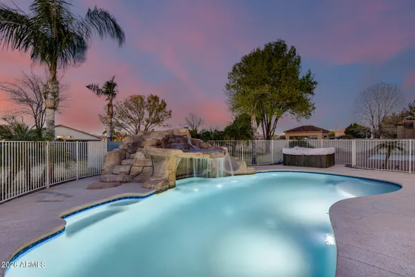$1,149,900 | 2742 East Villa Park Court, Gilbert, AZ 85298
