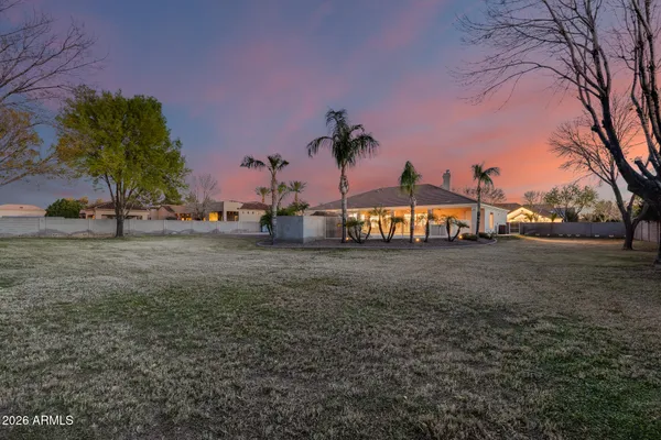 $1,149,900 | 2742 East Villa Park Court, Gilbert, AZ 85298