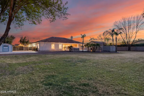 $1,149,900 | 2742 East Villa Park Court, Gilbert, AZ 85298