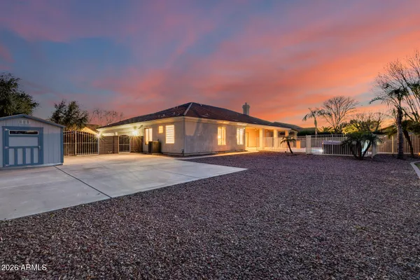 $1,149,900 | 2742 East Villa Park Court, Gilbert, AZ 85298