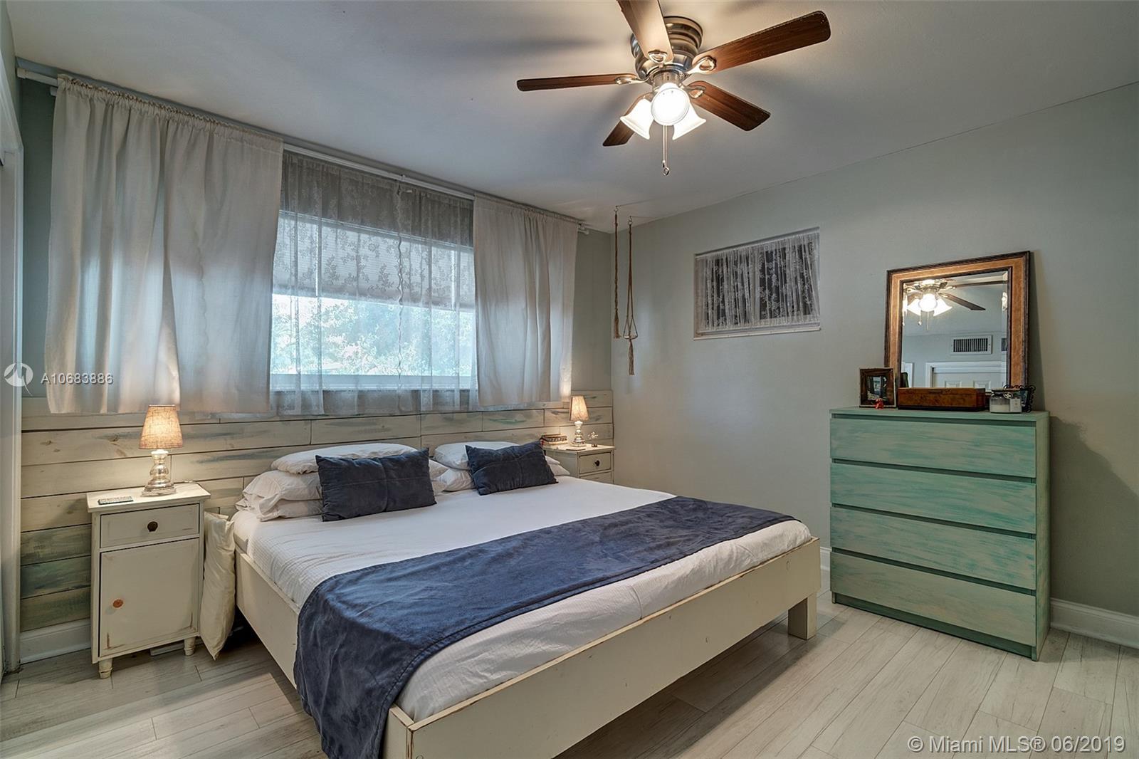 305 Northeast 28th Terrace Boca Raton, FL 33431 - Photo 13 of 26
