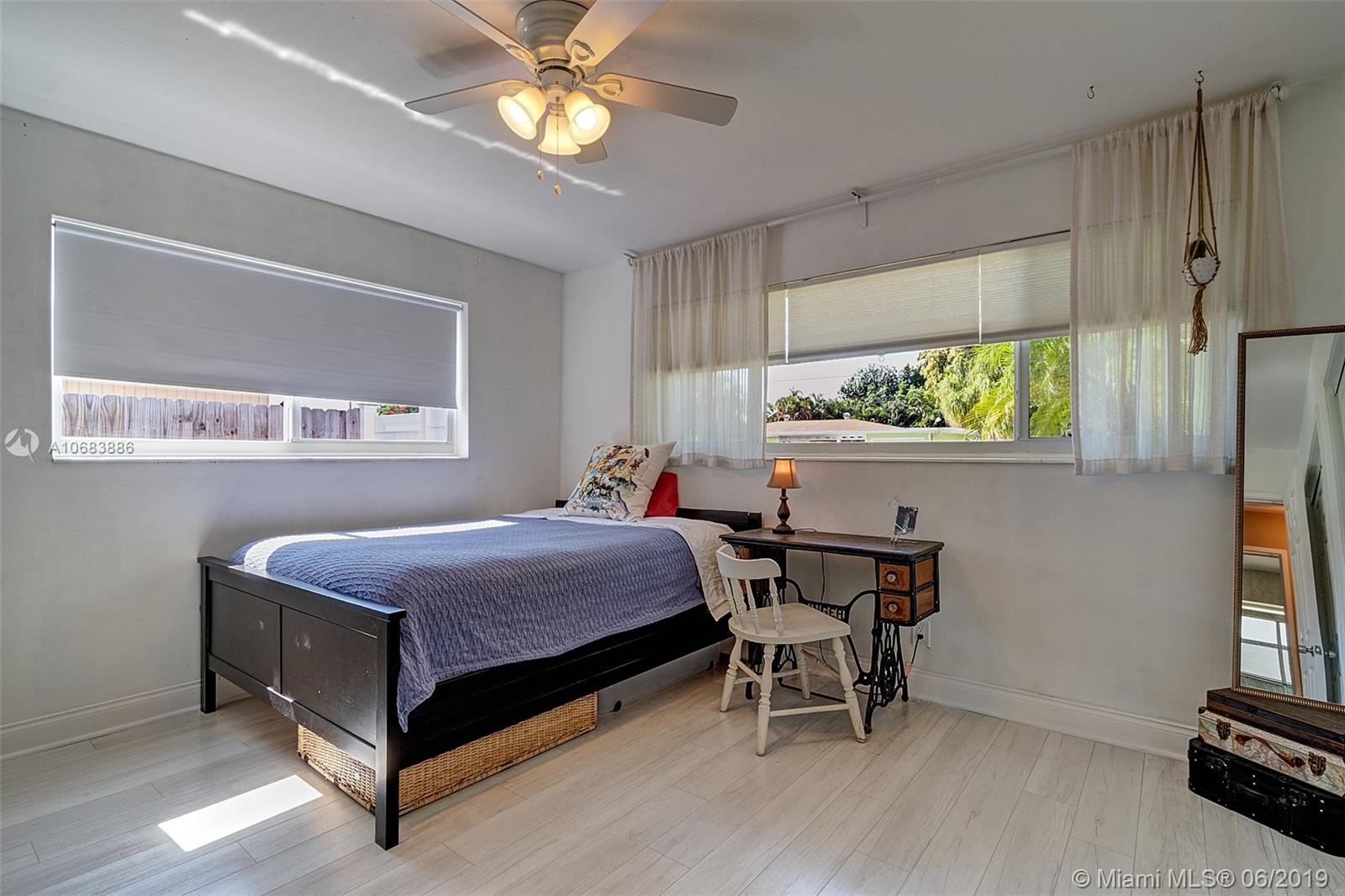 305 Northeast 28th Terrace Boca Raton, FL 33431 - Photo 16 of 26