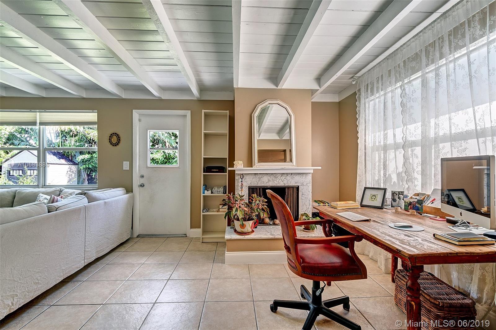 305 Northeast 28th Terrace Boca Raton, FL 33431 - Photo 8 of 26