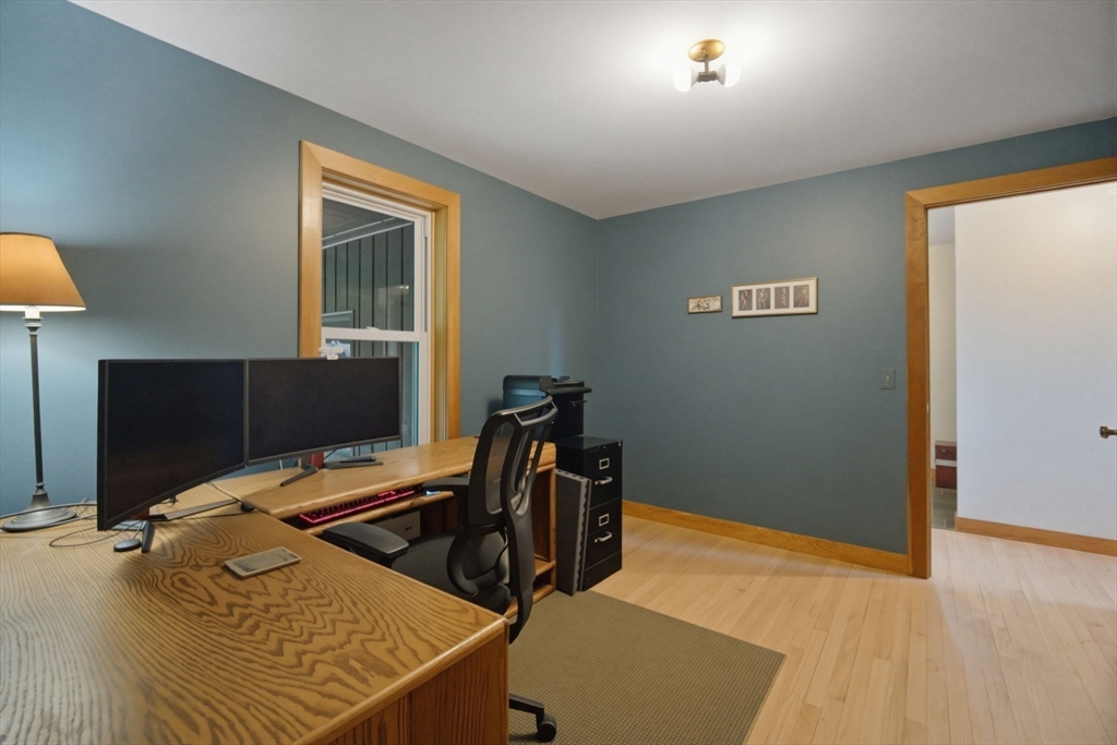 48 Birch Bluff Road Montgomery, MA 01085 - Photo 18 of 41