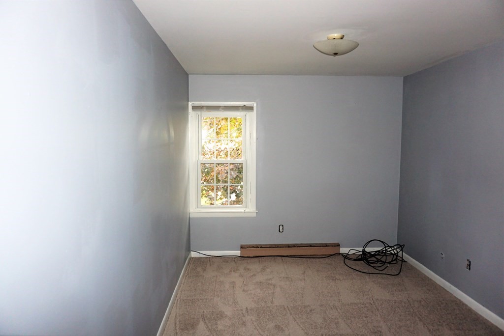 5 Fairview Park Road, Unit 3 Sturbridge, MA 01566 - Photo 9 of 16