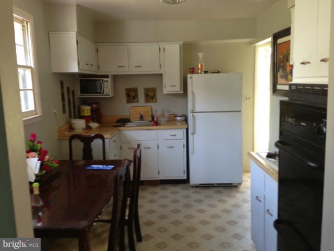 108 Allgate Road Owings Mills, MD 21117 - Photo 3 of 5 Kitchen