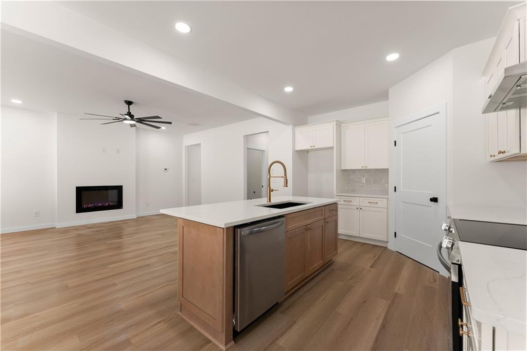 4635 Perry Road Gainesville, GA 30506 - Photo 13 of 44 Gallery Image 13