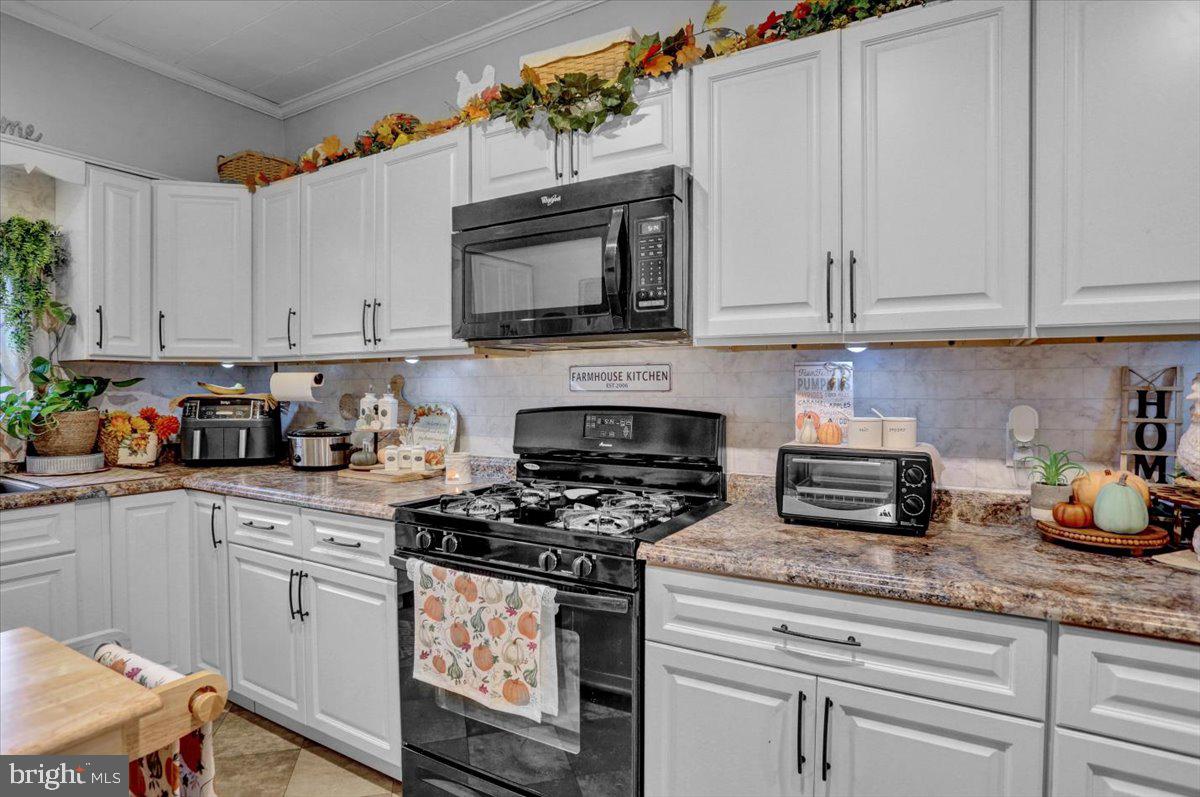 217 West Lancaster Avenue Reading, PA 19607 - Photo 13 of 28 Gallery Image 13