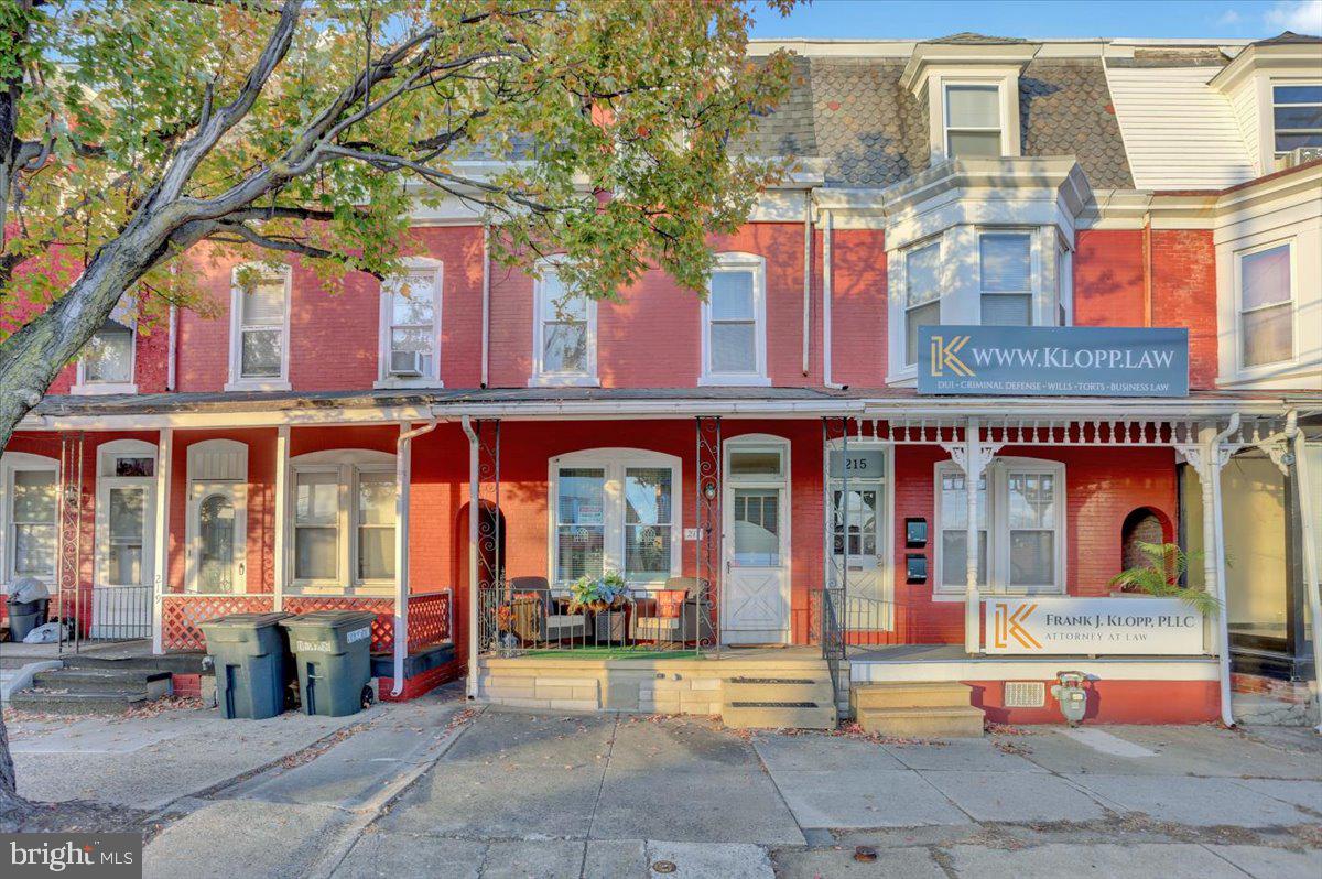 217 West Lancaster Avenue Reading, PA 19607 - Photo 3 of 28 Gallery Image 3