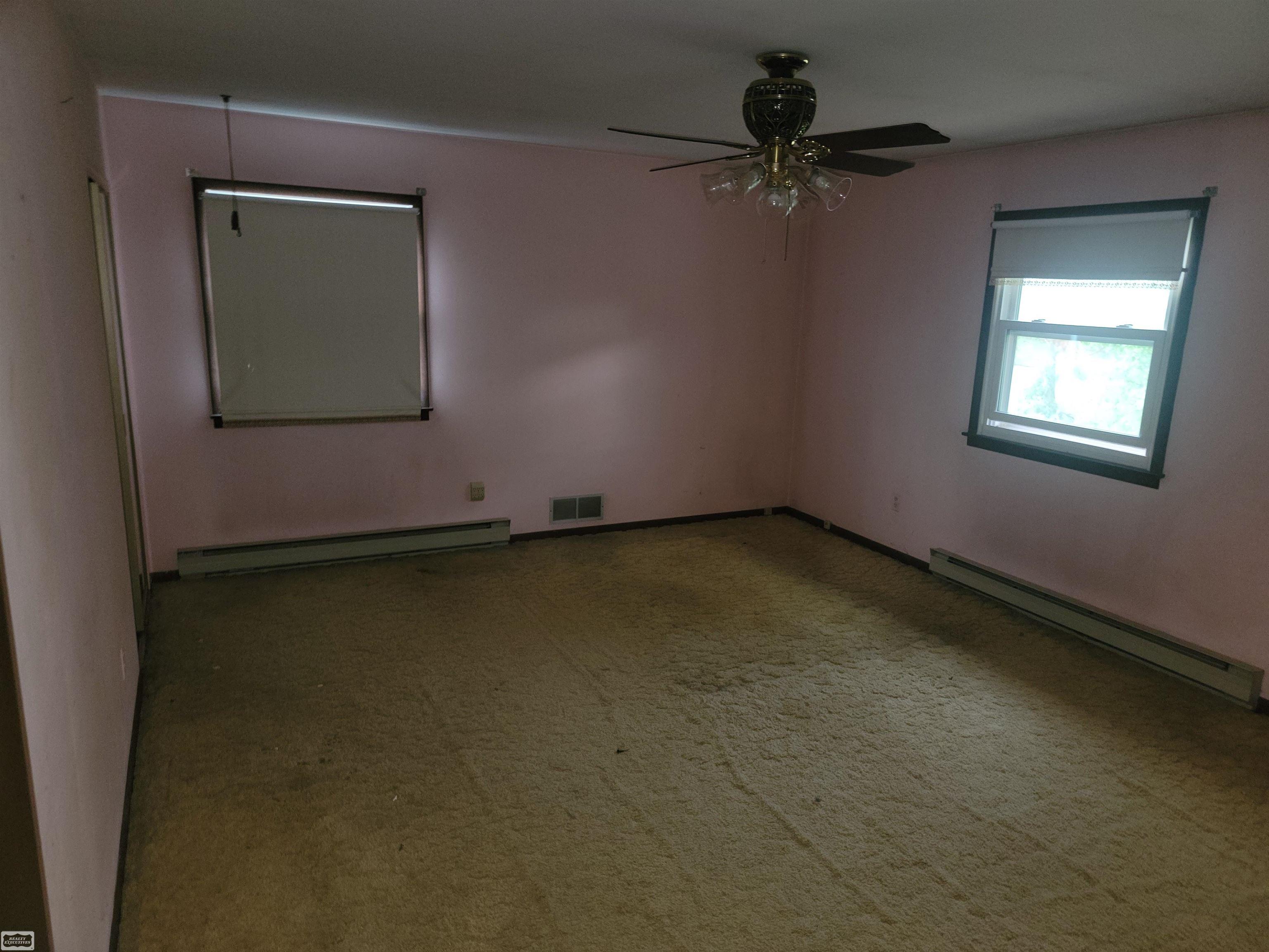 1040 Miller Road Memphis, MI 48041 - Photo 38 of 40 50149950-361ef8f5-ab9c-4bfa-a371-d1ed588e2d47.JPG