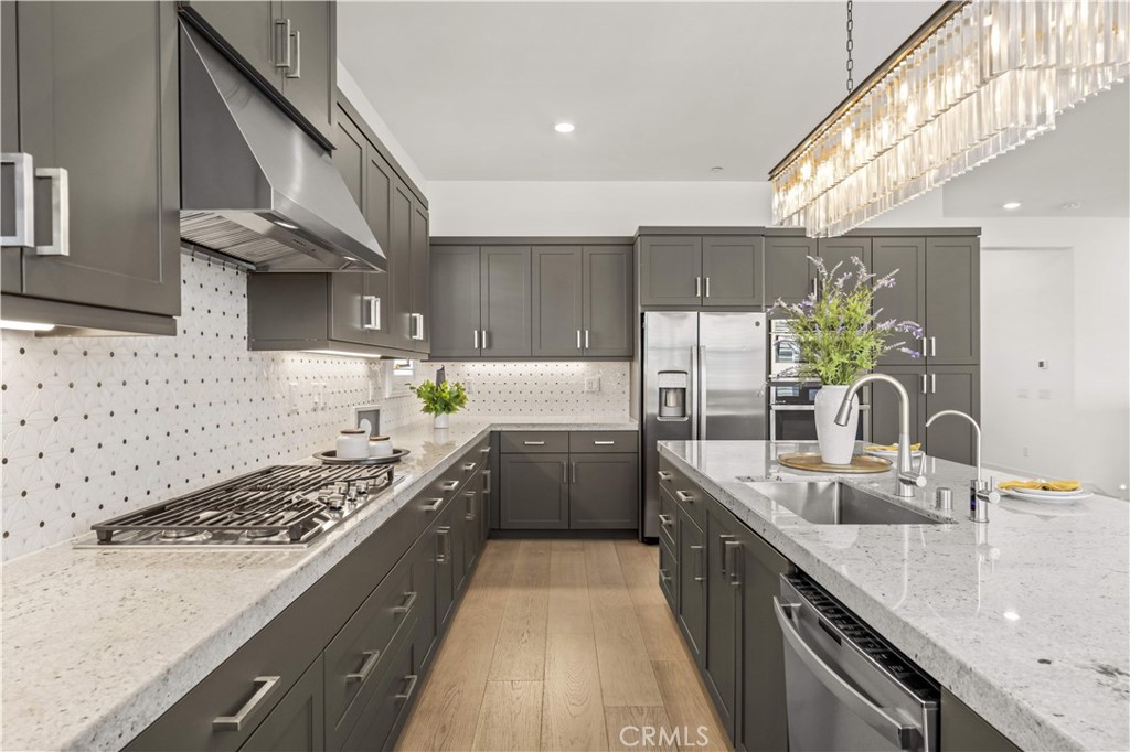 203 Abacus Irvine, CA 92618 - Photo 3 of 62