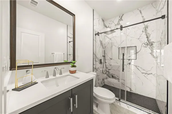 $1,880,000 | 203 Abacus, Irvine, CA 92618