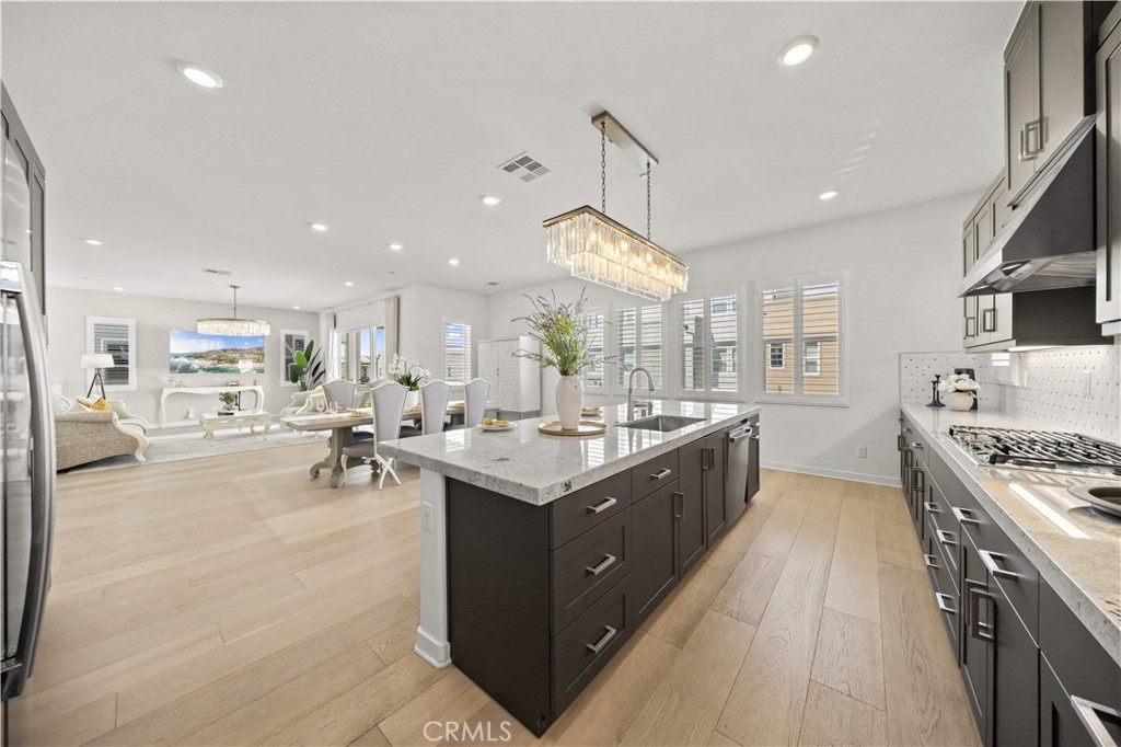 203 Abacus Irvine, CA 92618 - Photo 5 of 62