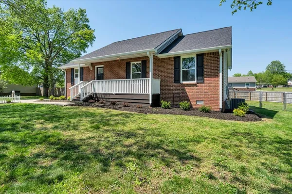 $324,900 | 1152 Langwood Drive, Gallatin, TN 37066