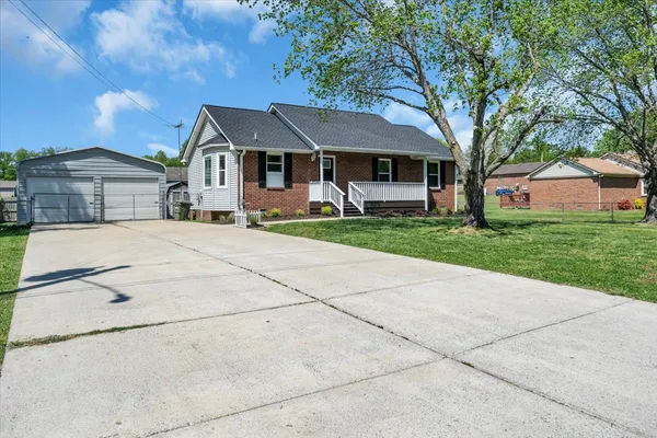 $324,900 | 1152 Langwood Drive, Gallatin, TN 37066