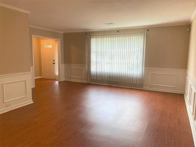 2822 Crosscreek Road Hephzibah, GA 30815 - Photo 3 of 28 Family Room looking at Foyer