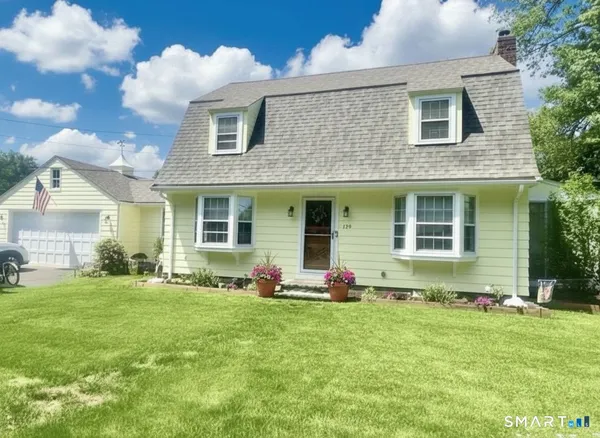 $479,900 | 729 Lovely Street, Avon, CT 06001