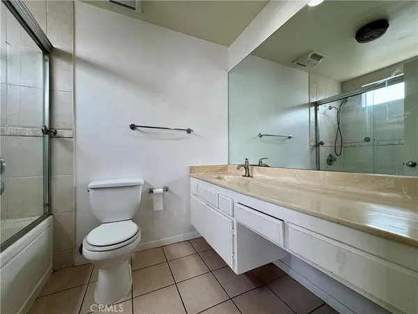 $3,195 | 402 South Garfield Avenue, Unit 15, Alhambra, CA 91801