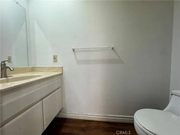 $3,195 | 402 South Garfield Avenue, Unit 15, Alhambra, CA 91801