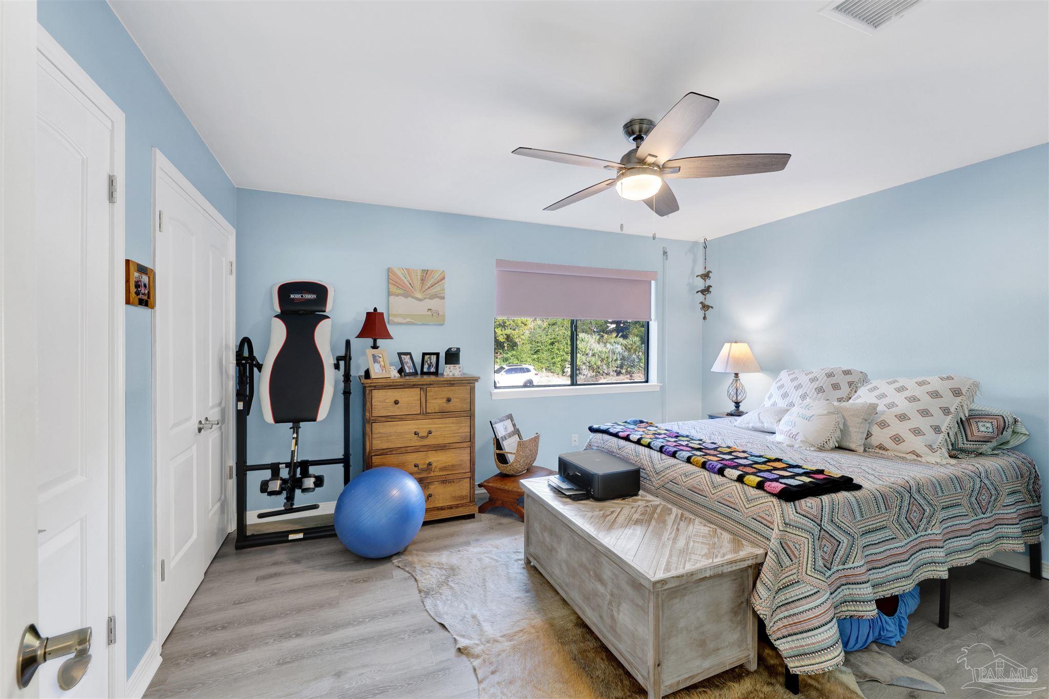 15009 Innerarity Point Road Pensacola, FL 32507 - Photo 16 of 34