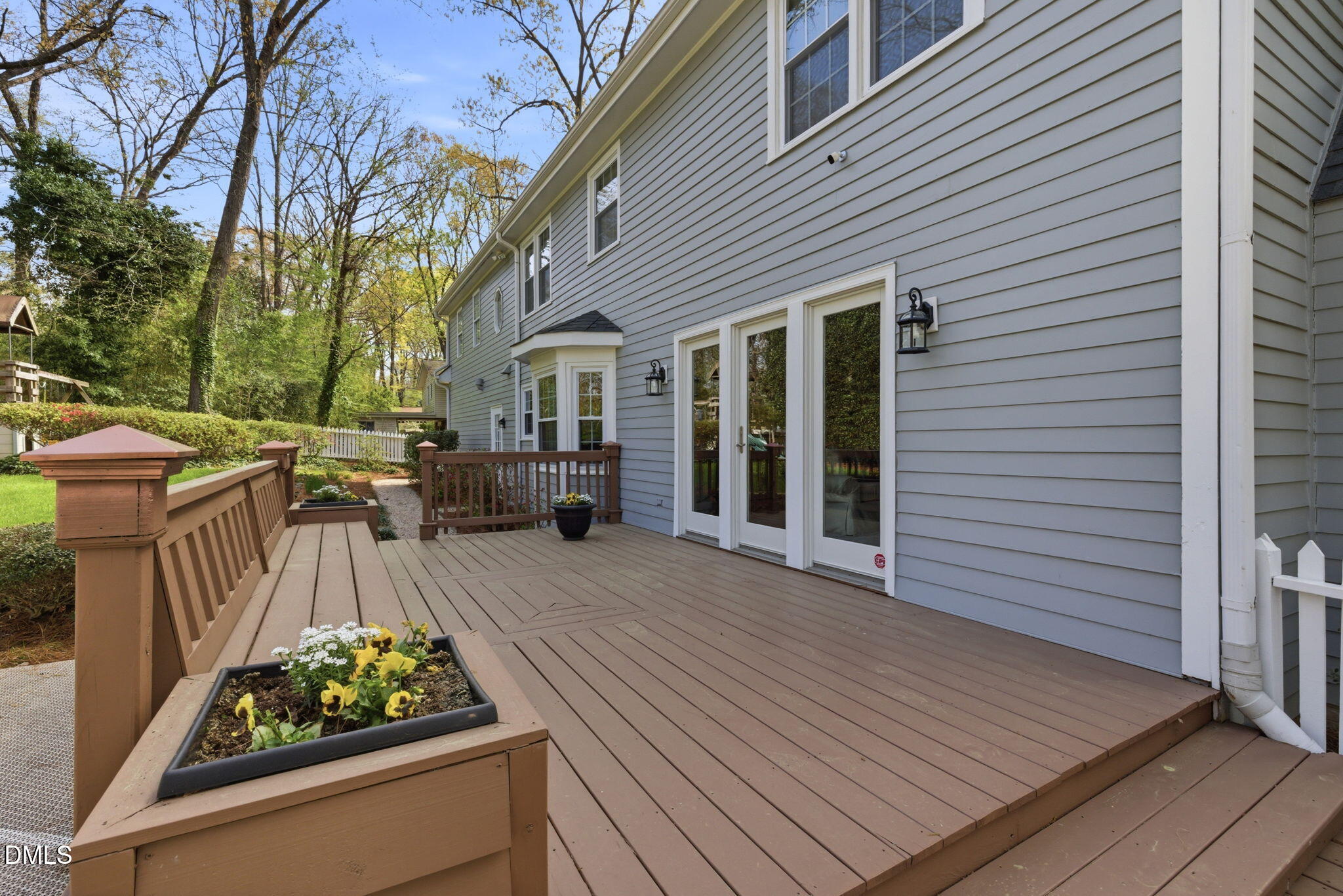 2101 Tyson Street Raleigh, NC 27612 - Photo 35 of 44 56-web-or-mls-DX3A3400