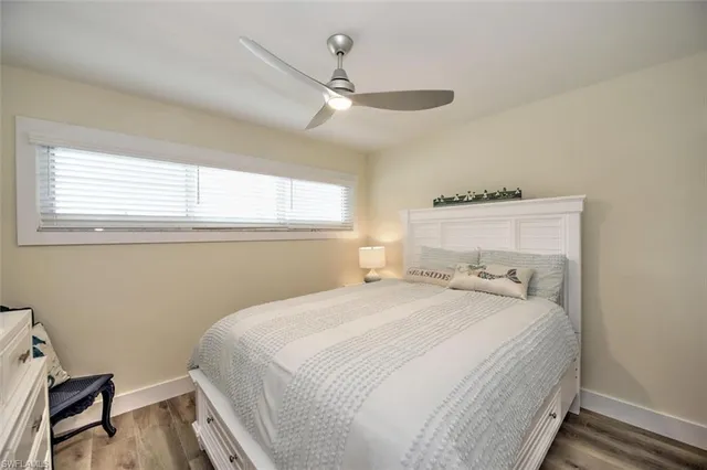 $8,500 | 684 Broad Avenue South, Unit J684, Naples, FL 34102