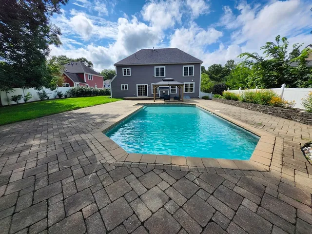 $864,900 | 20 Woodridge Road, Millbury, MA 01527