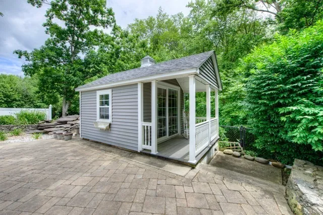 $864,900 | 20 Woodridge Road, Millbury, MA 01527