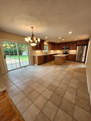 $864,900 | 20 Woodridge Road, Millbury, MA 01527