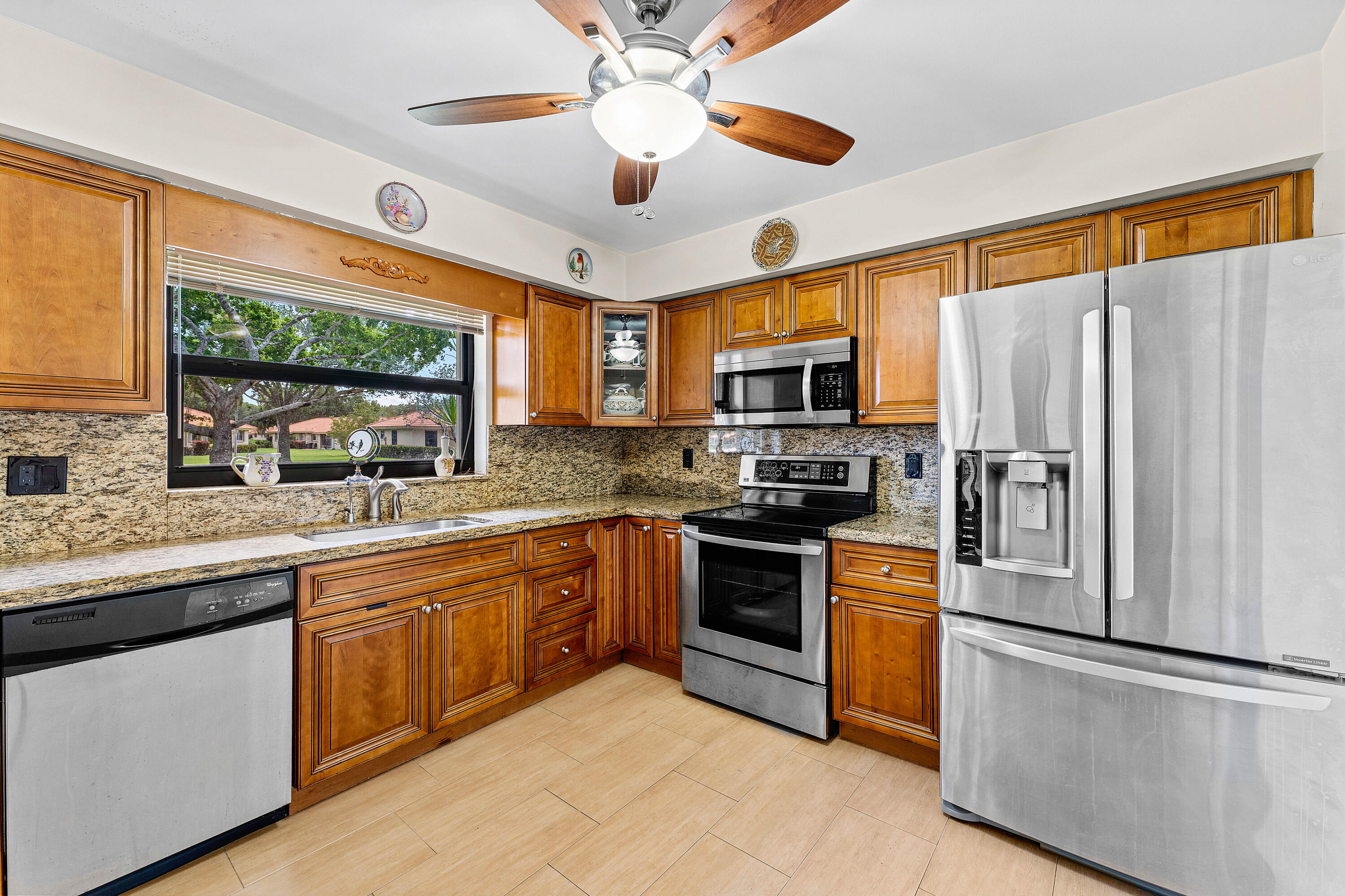 4520 Ficus Tree Road Boynton Beach, FL 33436 - Photo 11 of 24 011-4520FicusTreeRoad-A-BoyntonBeach-FL-