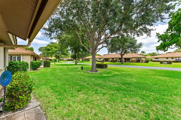 $280,000 | 4520 Ficus Tree Road, Boynton Beach, FL 33436