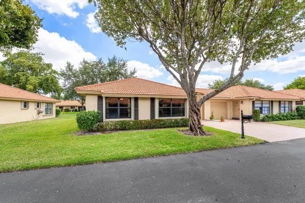 $280,000 | 4520 Ficus Tree Road, Boynton Beach, FL 33436