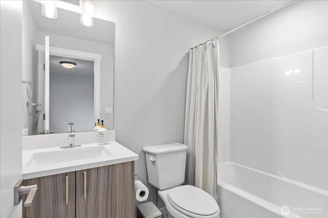 $719,000 | 7628 222nd Street Southwest, Unit B4, Edmonds, WA 98026