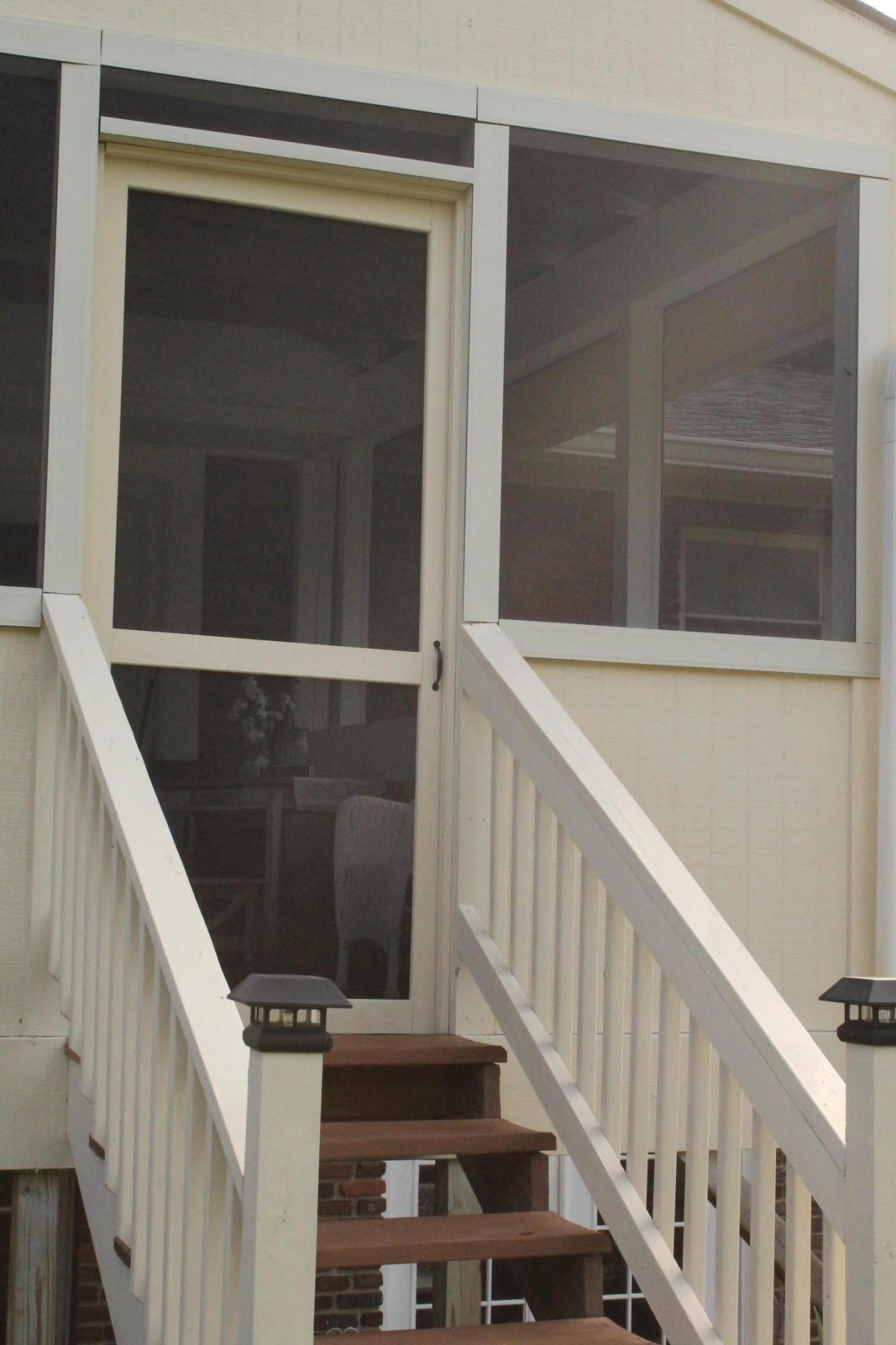 316 Highfield Road Knoxville, TN 37923 - Photo 26 of 29 stairs to porch
