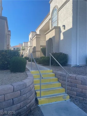 $210,000 | 3150 North Soft Breezes Drive, Unit 1188, Las Vegas, NV 89128