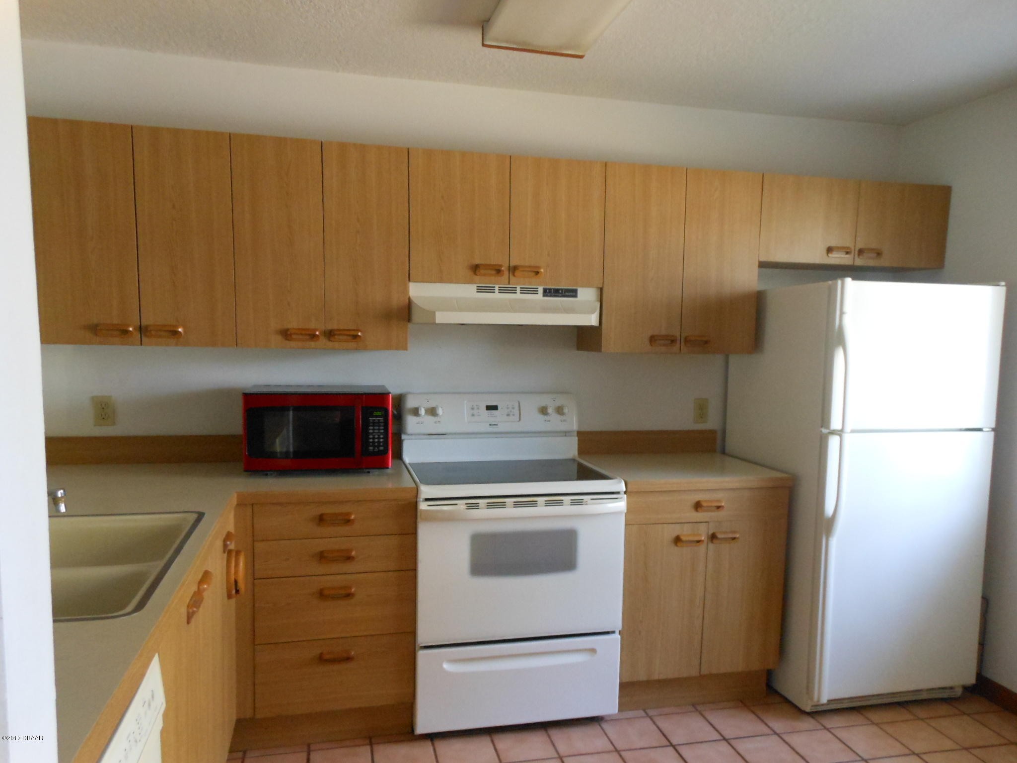 3544 Creekside Road, Unit D Port Orange, FL 32129 - Photo 3 of 14 Kitchen