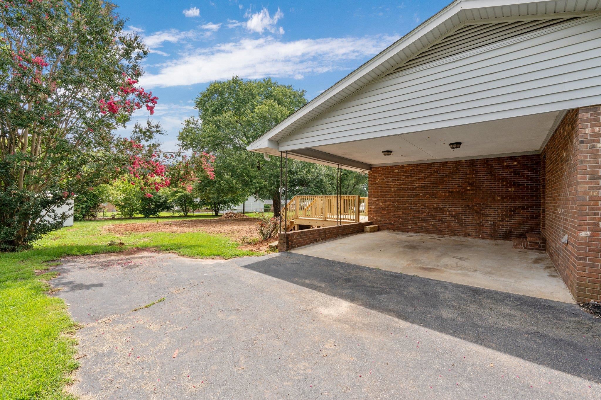 110 Scenic Circle Boiling Springs, SC 29316 - Photo 27 of 31 Gallery Image 27