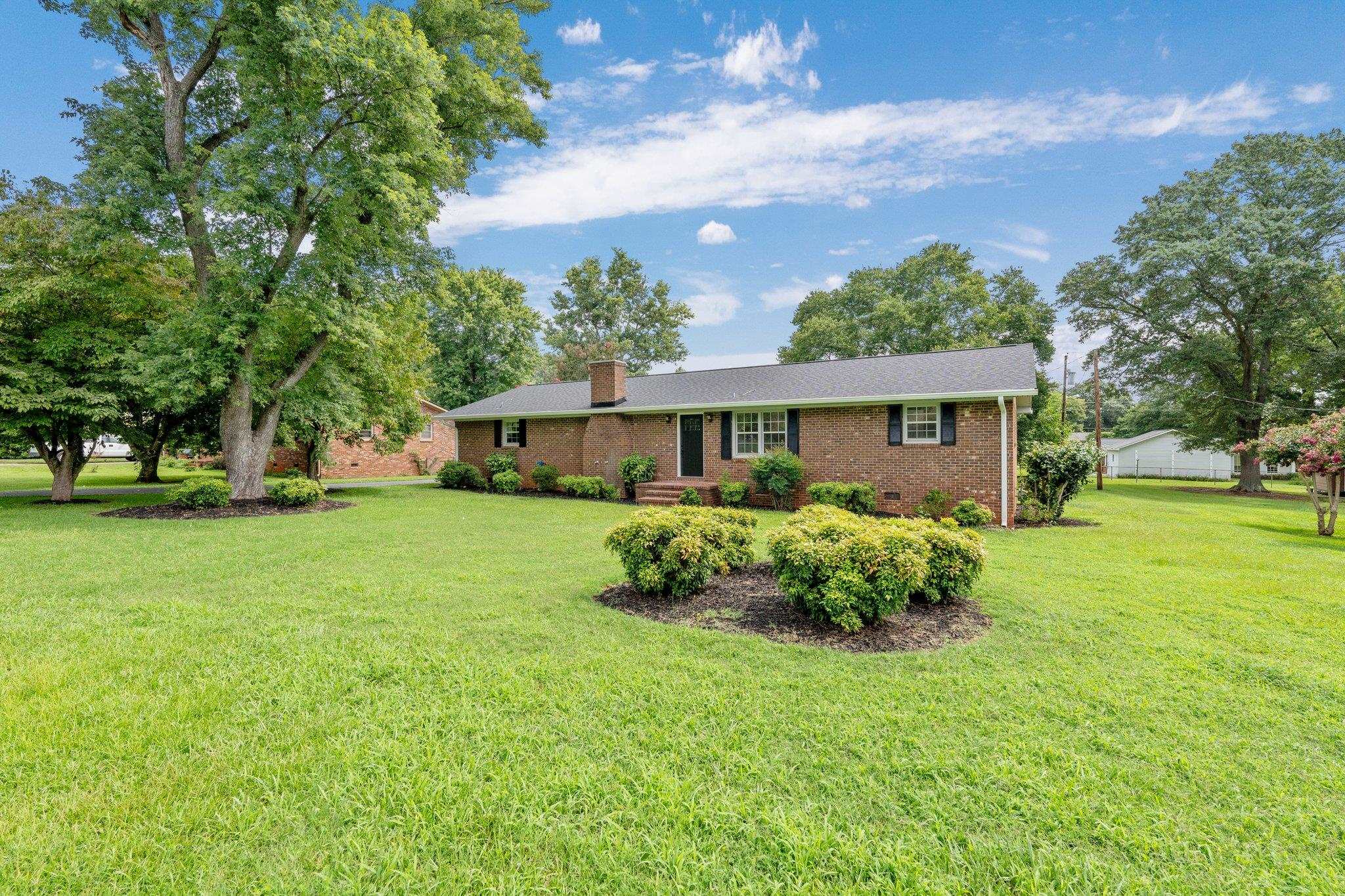 110 Scenic Circle Boiling Springs, SC 29316 - Photo 30 of 31 Gallery Image 30