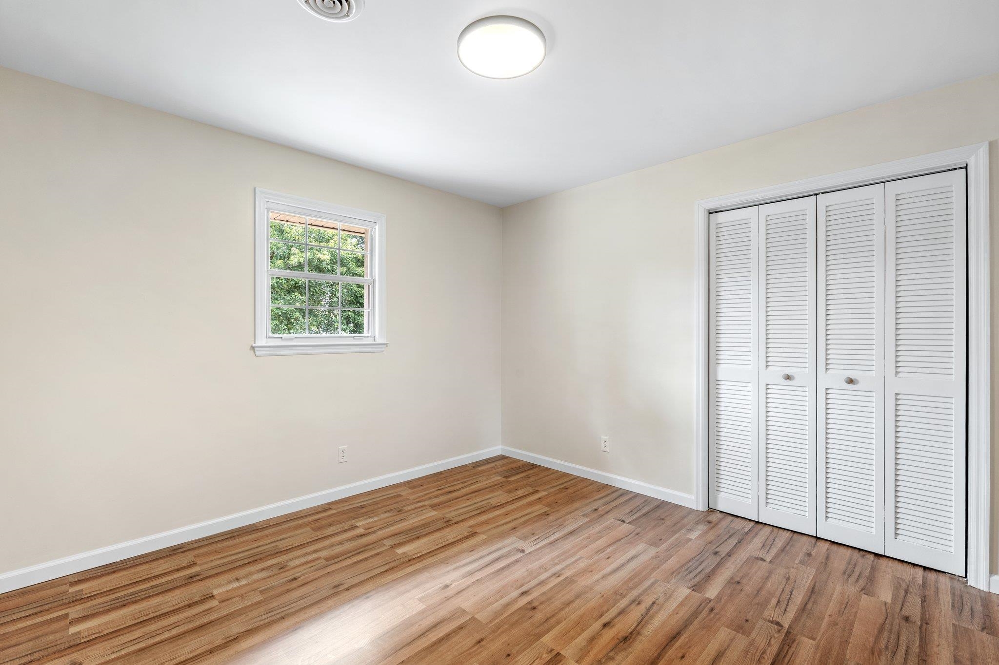 110 Scenic Circle Boiling Springs, SC 29316 - Photo 3 of 31 Gallery Image 3