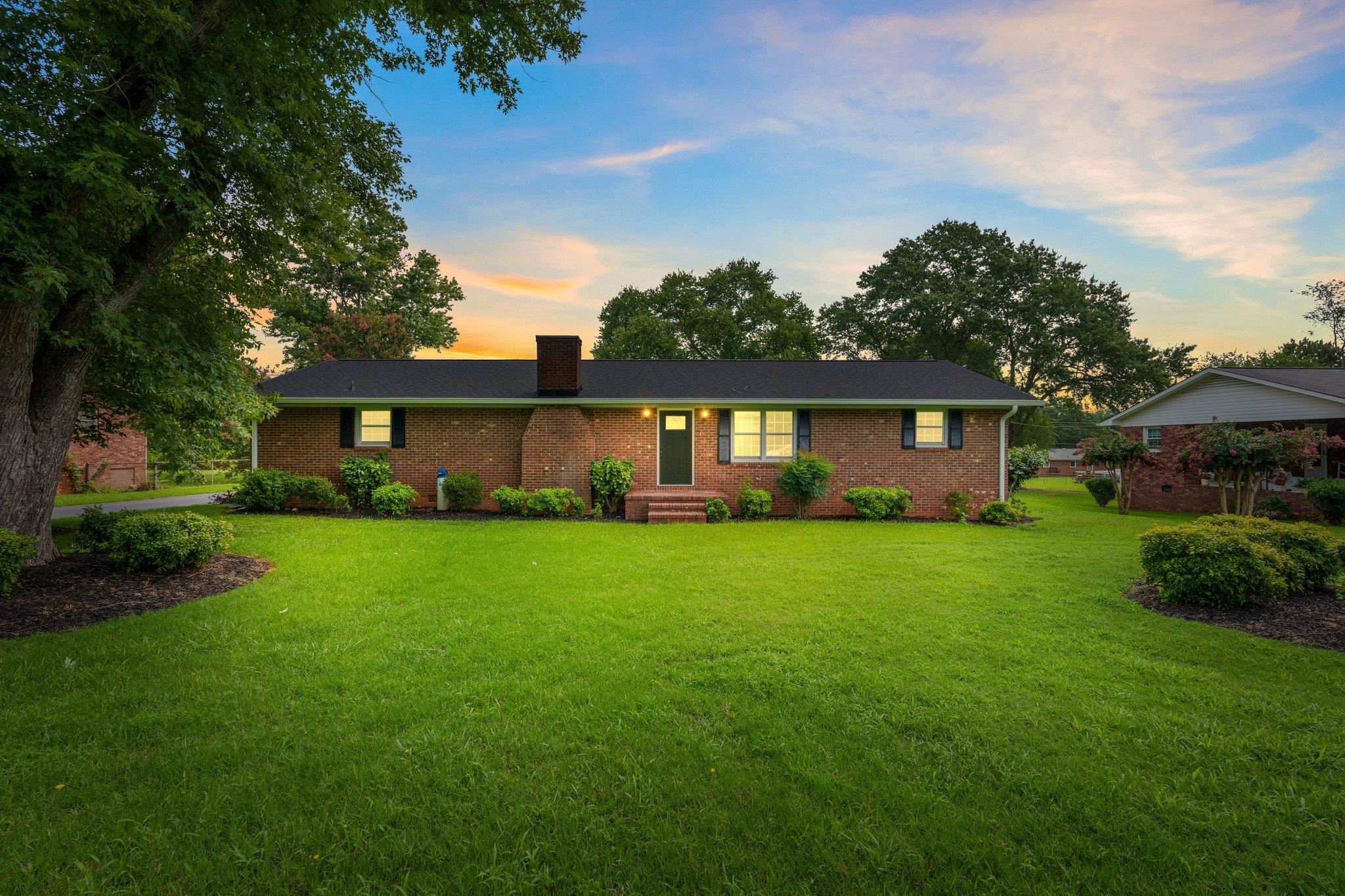 110 Scenic Circle Boiling Springs, SC 29316 - Photo 31 of 31 Gallery Image 31