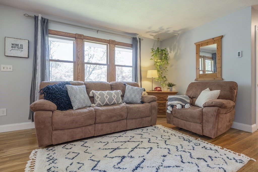 94 Adams Road Grafton, MA 01536 - Photo 7 of 39