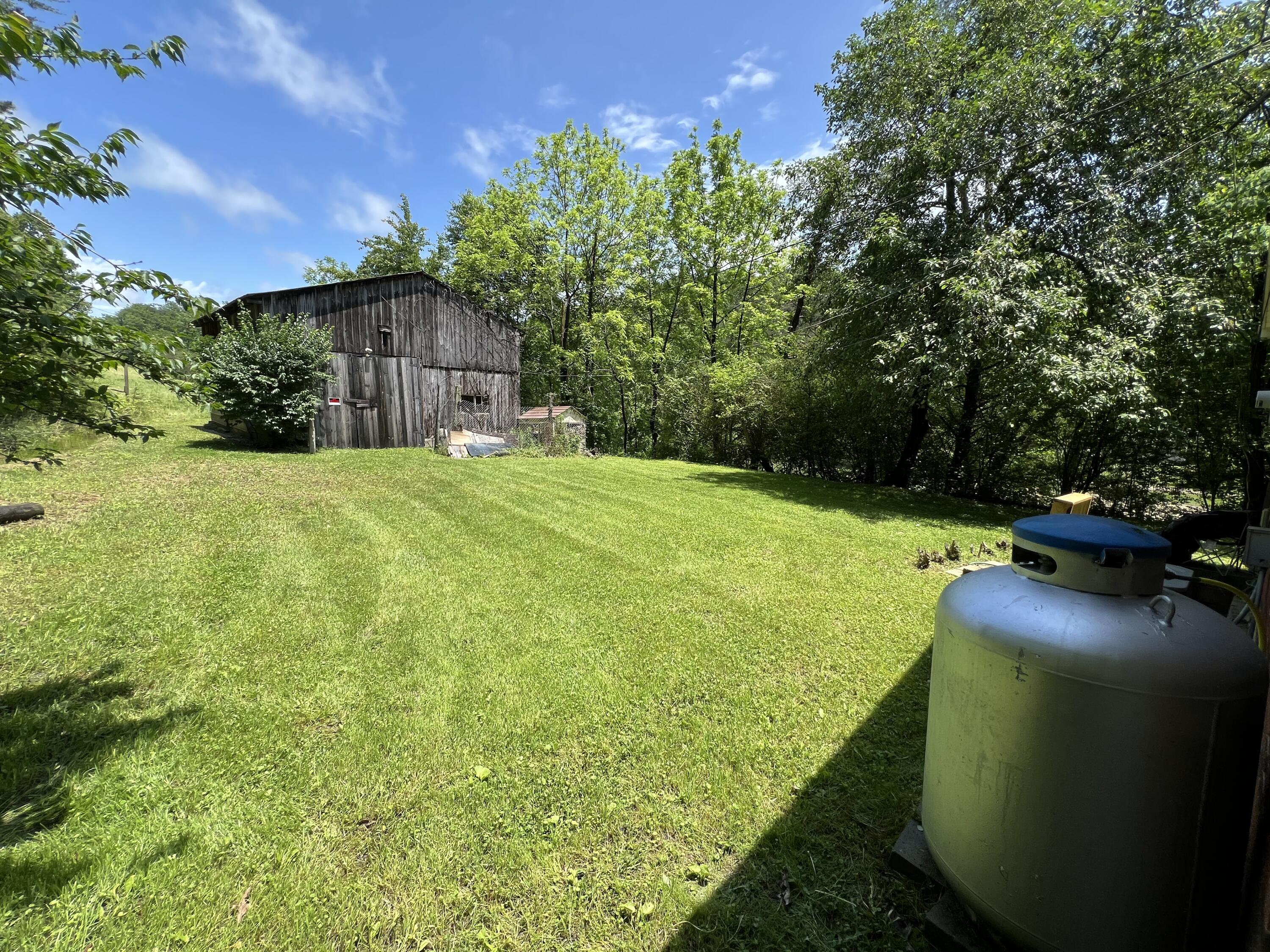 68 Bluetick Road Berea, KY 40403 - Photo 21 of 29 IMG_7696