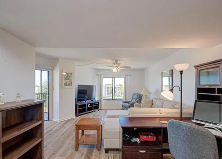 $138,000 | 25188 Marion Avenue, Unit E306, Punta Gorda, FL 33950