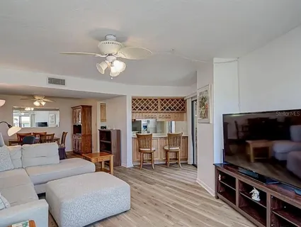 $138,000 | 25188 Marion Avenue, Unit E306, Punta Gorda, FL 33950