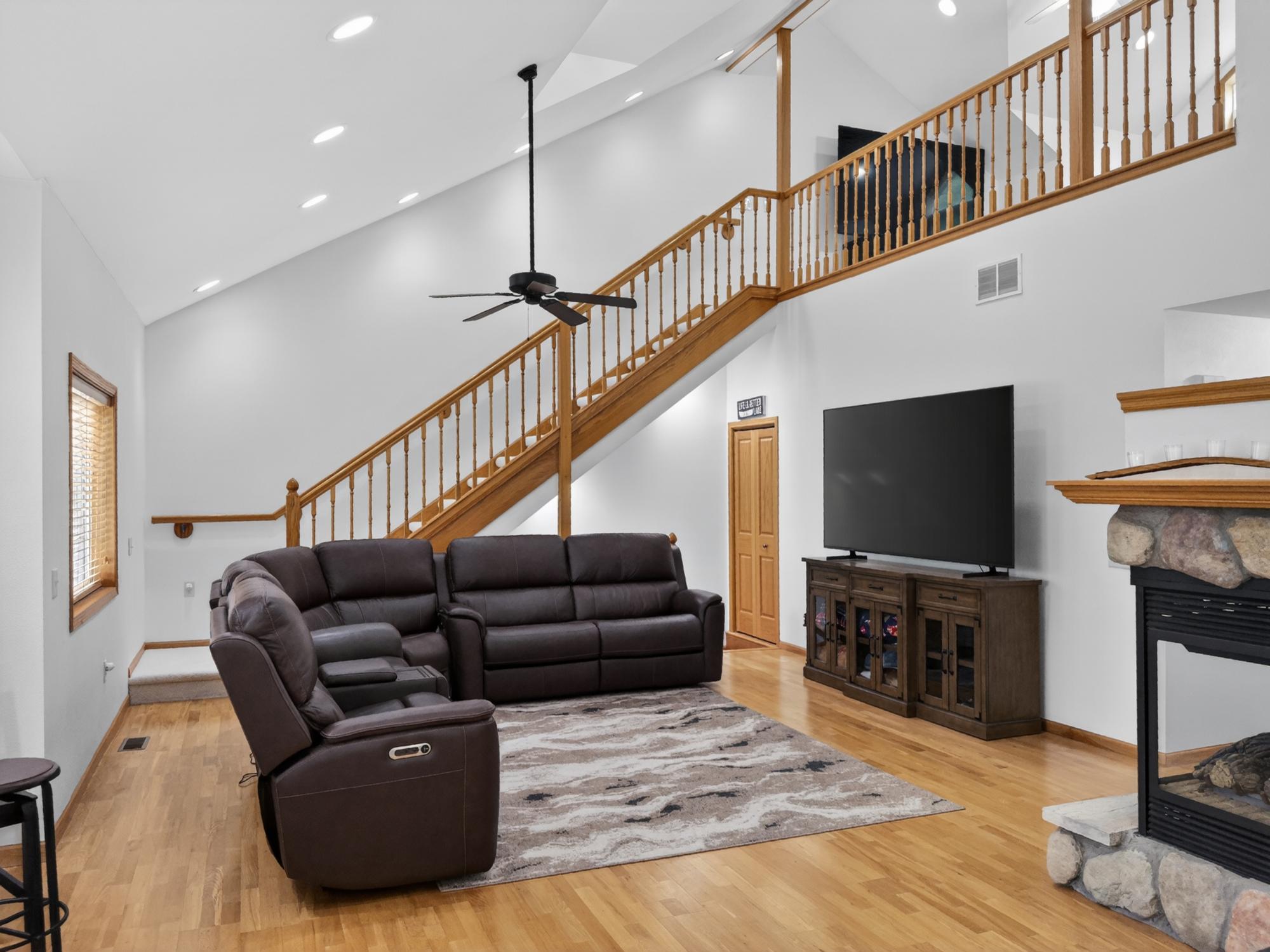 812 Rivers Edge Lane, Unit C Eagle River, WI 54521 - Photo 9 of 32 Gallery Image 9