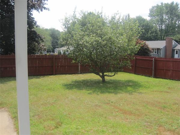 181 Fernbank Road Springfield, MA 01129 - Photo 13 of 15