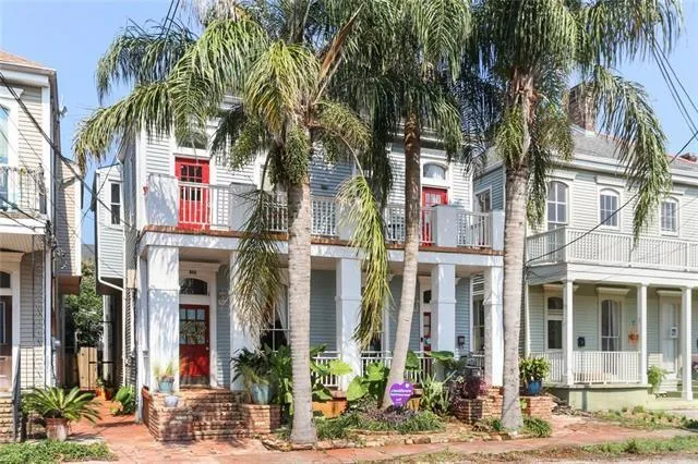 $1,600 | 812 Valmont Street, New Orleans, LA 70115