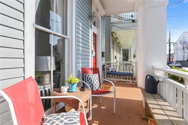 $1,600 | 812 Valmont Street, New Orleans, LA 70115