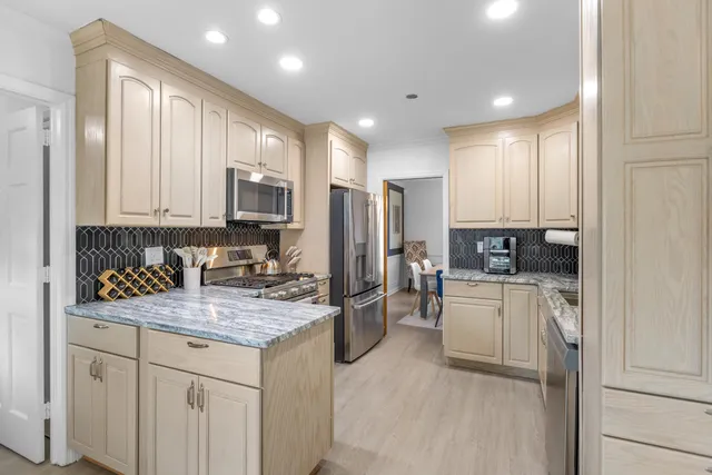 $499,900 | 5320 Waterview Drive, North Charleston, SC 29418